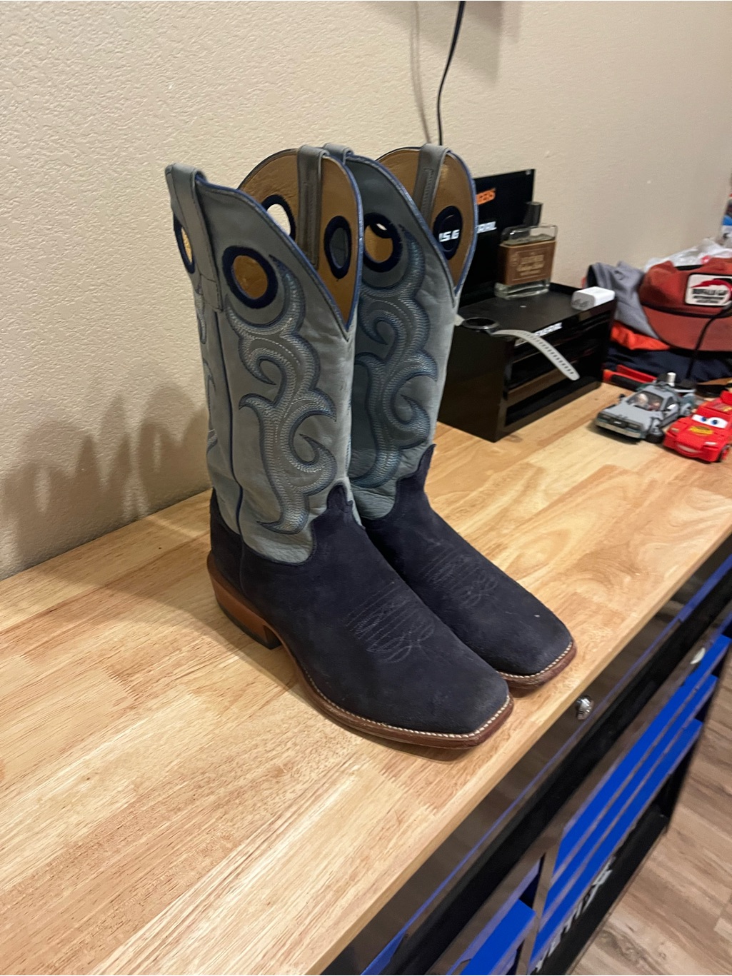 Menâs Size 11 Blue Rough Out Boots - Horse Power